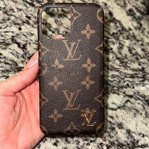 iPhone 13 Pro Max Louis Vuitton case